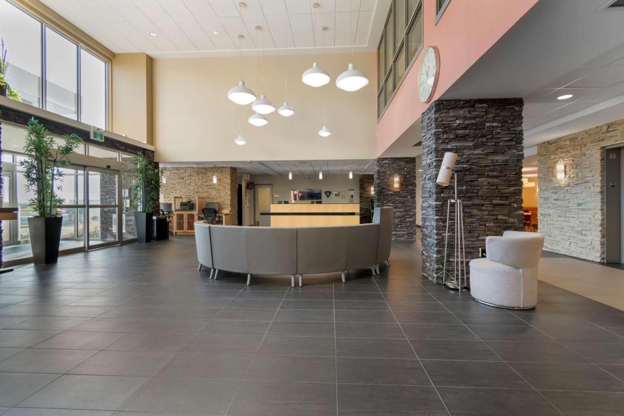 Best Western Plus Airport Inn & Suites Saskatoon Dış mekan fotoğraf