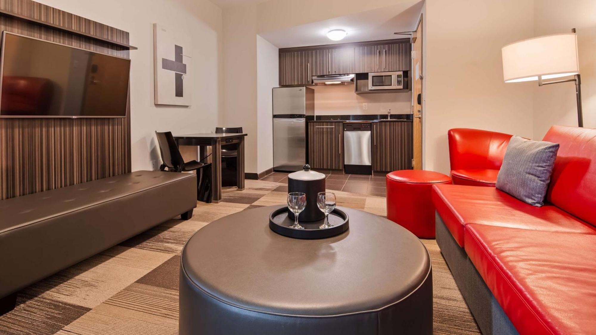Best Western Plus Airport Inn & Suites Saskatoon Dış mekan fotoğraf