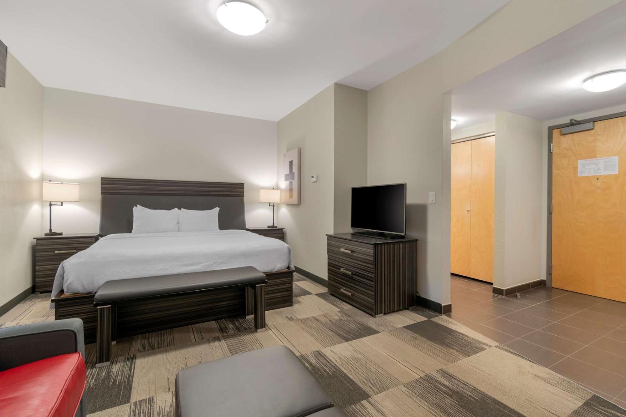 Best Western Plus Airport Inn & Suites Saskatoon Dış mekan fotoğraf