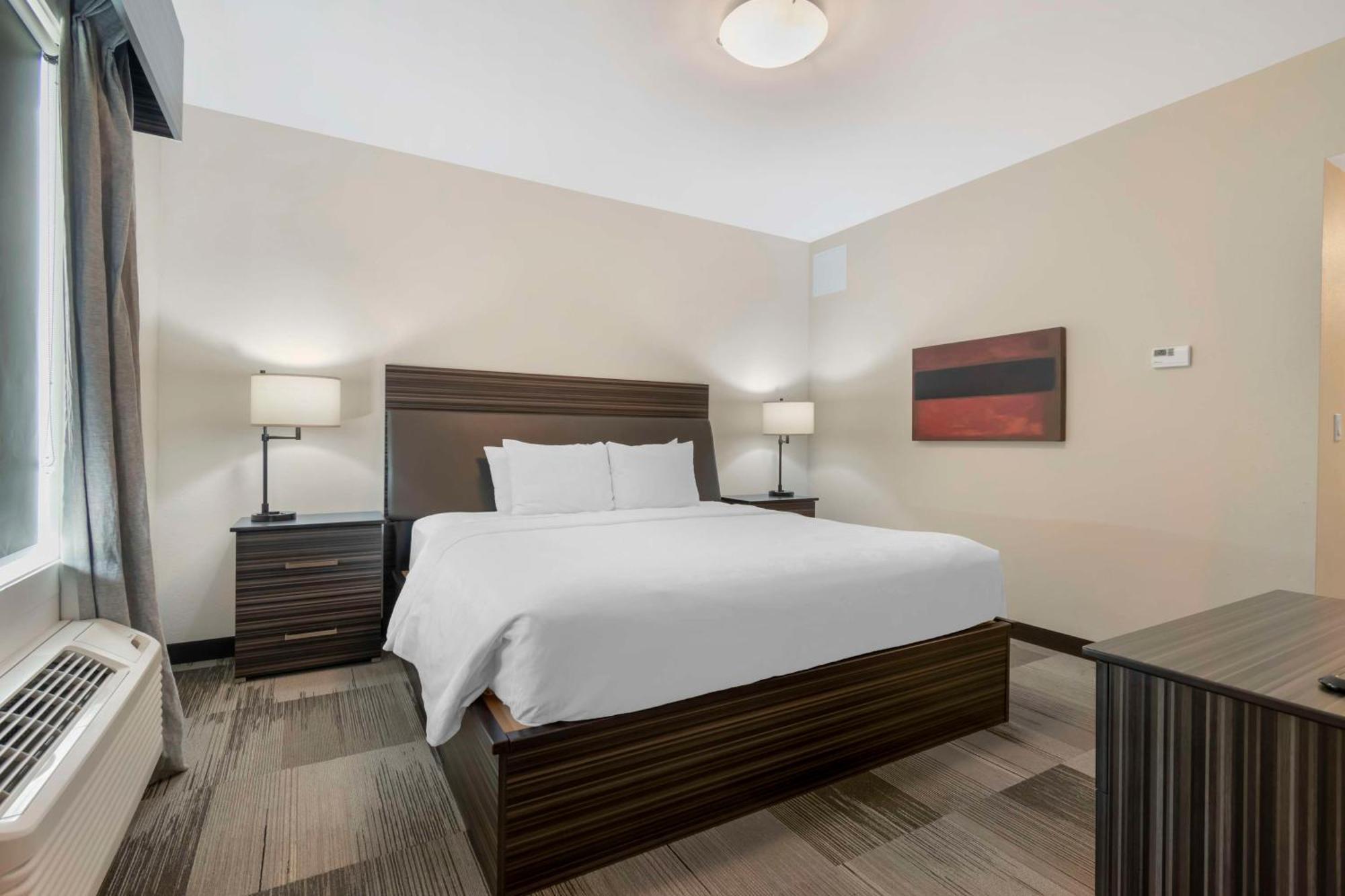 Best Western Plus Airport Inn & Suites Saskatoon Dış mekan fotoğraf