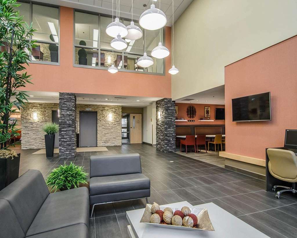 Best Western Plus Airport Inn & Suites Saskatoon İç mekan fotoğraf
